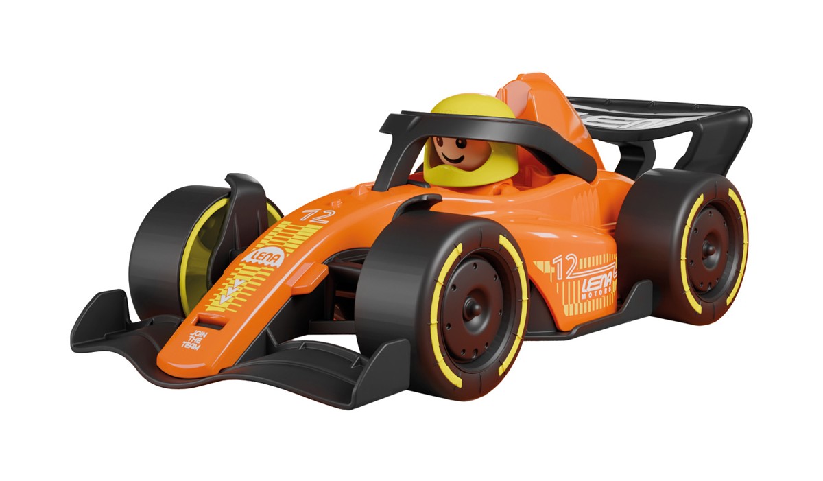Závodní vůz Formule oranžová